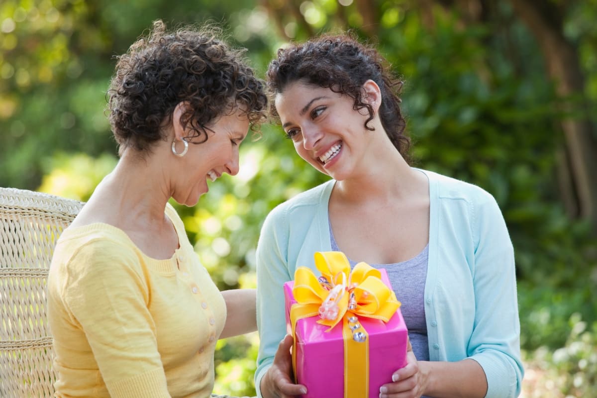 Encuentra el regalo ideal para sorprender a mamá.