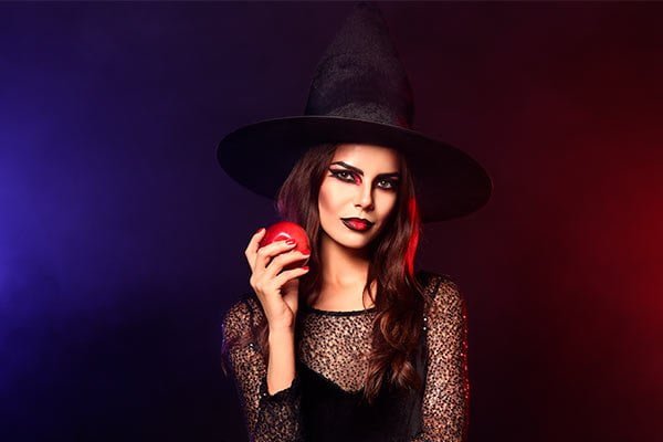 Maquillaje de Halloween mujer bruja