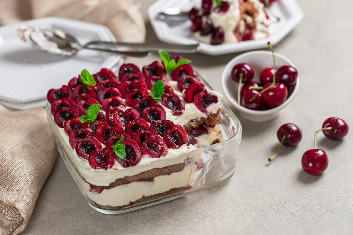 Tiramisú de cereza