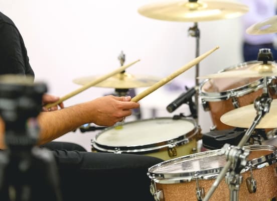 Tocando batería
