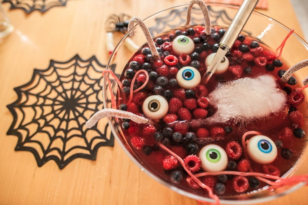 Clericot al estilo Drácula