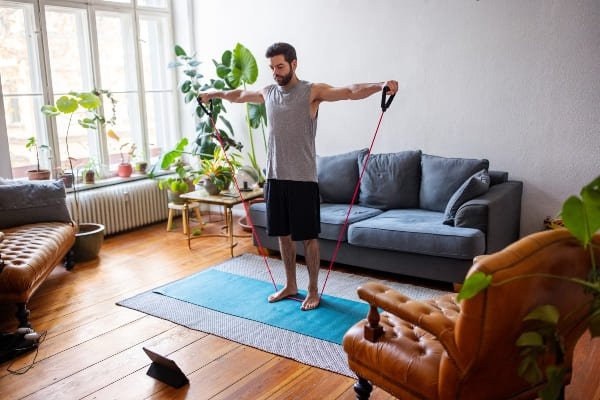 Complementa con ejercicio