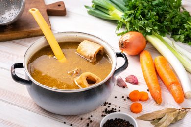 Receta de caldo de huesos o bone broth