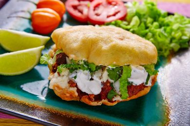 Gorditas de chicharrón prensado
